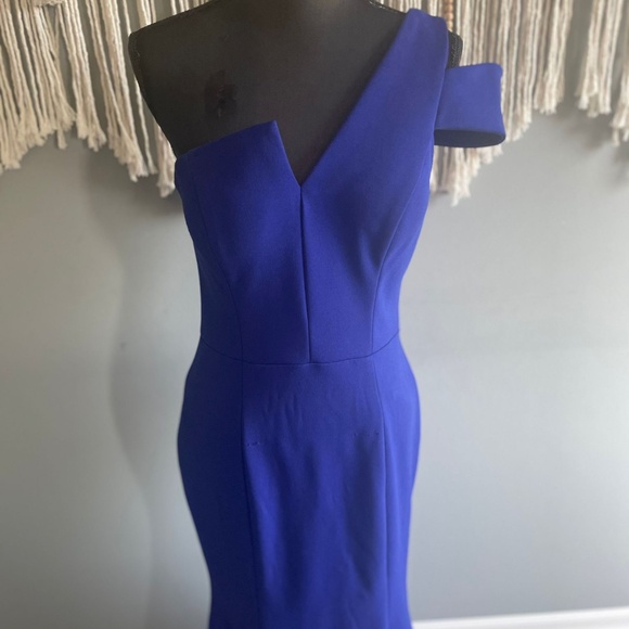 Betsy and Adam one shoulder scuba crepe midi dress - Picture 2 of 5